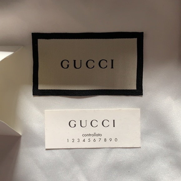 AUTHENTIC Gucci GG Marmont SM Camera Shoulderbag - Picture 9 of 14